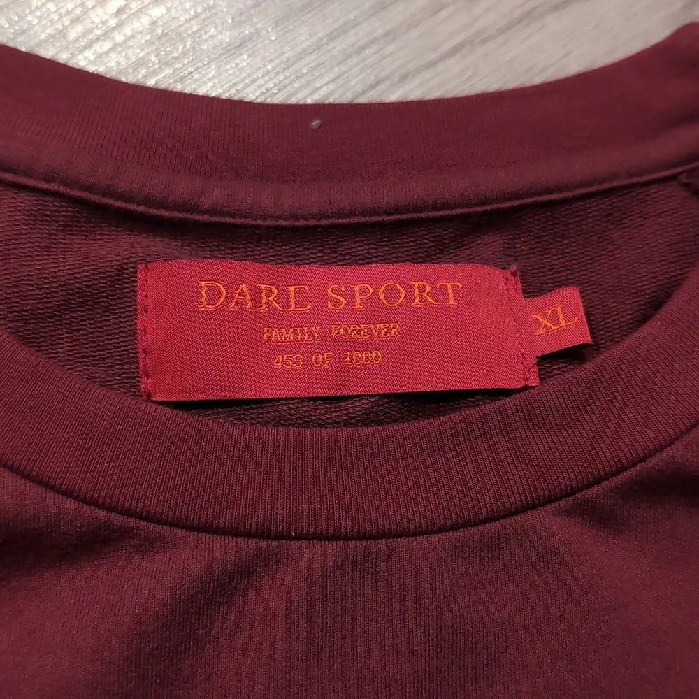 Excellent Condition Darc sport t shirt (Extended Bottom) Size XL - Picture 4 of 5